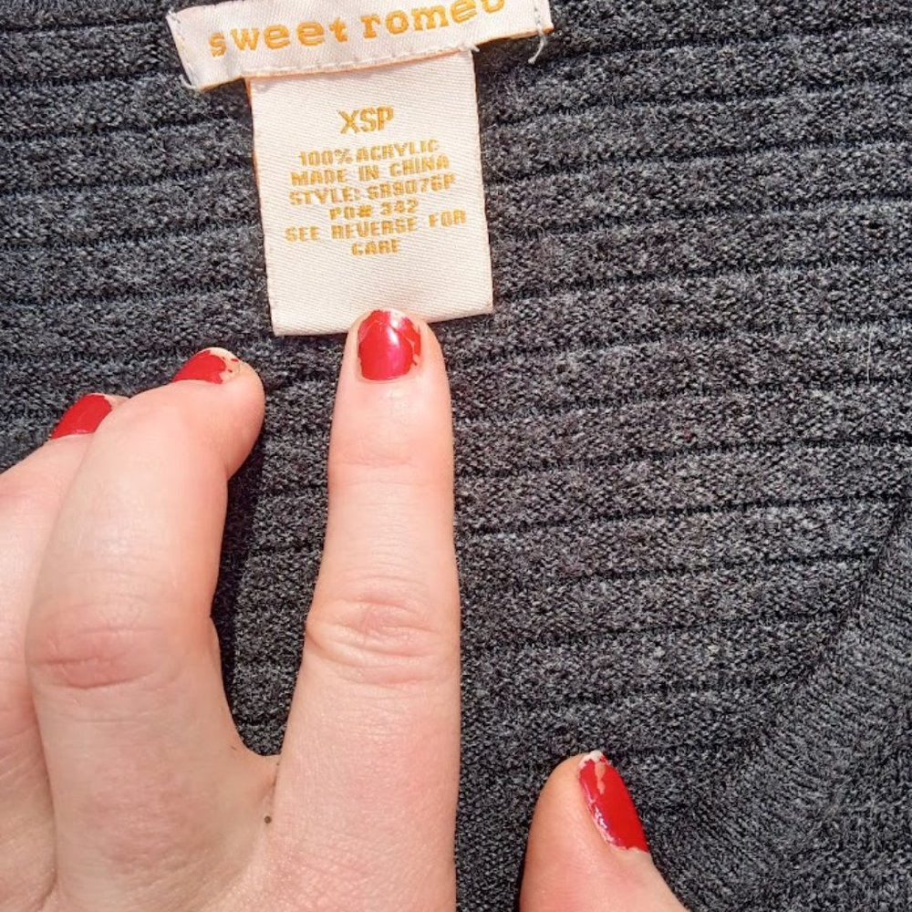 Sweet Romeo Gray Sweater Size S - Picture 4 of 4